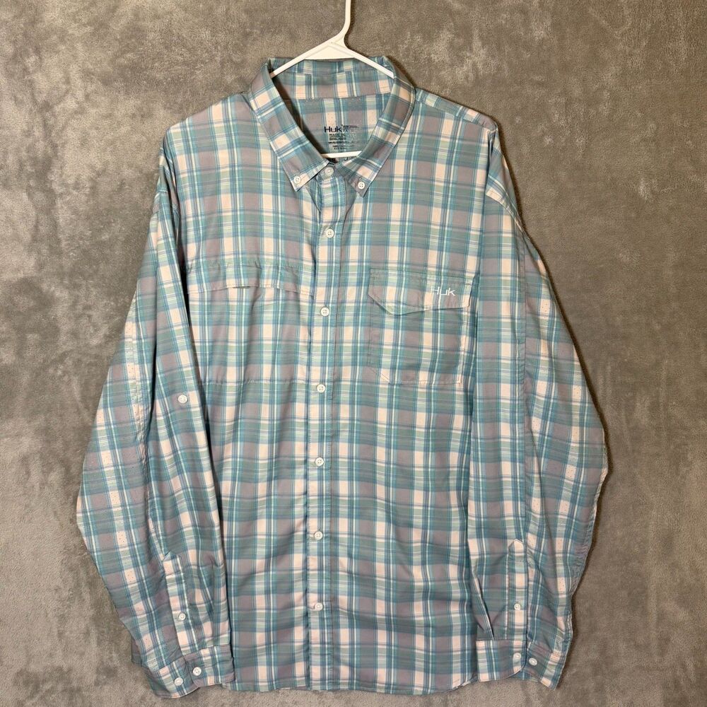 Huk Men's XL Blue Plaid Button Up Shirt Long Sleeve Fishing Outdoor Lightweight